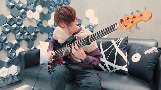 Uzqathm - Ostentatious смотреть онлайн