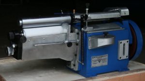 Клеенаносящий станок