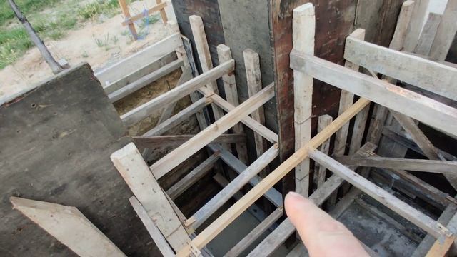 Обзор опалубки смотровой ямы
