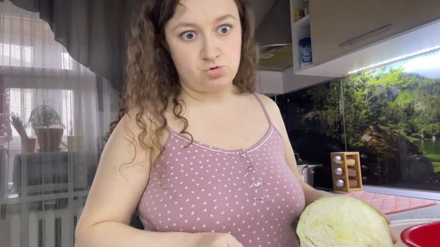 Влог: КАК ПРИГОТОВИТЬ САМУЮ ВКУСНУЮ КАПУСТУ / Муж подкаблучник - да/нет / Семейный бюджет смотреть онлайн