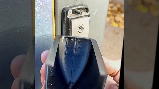 Установка козырька для фотодатчика DIR10 смотреть онлайн