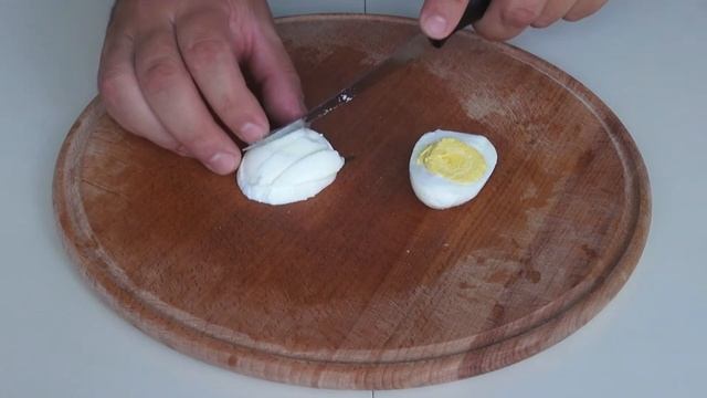 Салат с колбасой и кукурузой! ЭТОТ САЛАТ БЕСПОДОБЕН! ВСЕ МОИ ГОСТИ БЫЛИ В ВОСТОРГЕ!