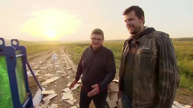 Бронестекло 400 мм против РПГ 7  16 bulletproof glass vs RPG 7 720p