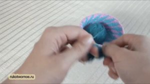Клубок с двумя рабочими нитями. Как сделать клубок с двумя нитями