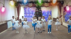 Танец-игра с ускорением. А на улице мороз. Танцы для детей.