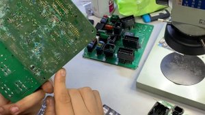 PEUGEOT PARTNER блок BSI залило водой решаем проблему