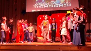 Красная королева.(2)