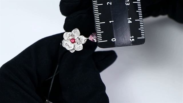 Серебряное кольцо SOKOLOV 94012786 с фианитом смотреть онлайн