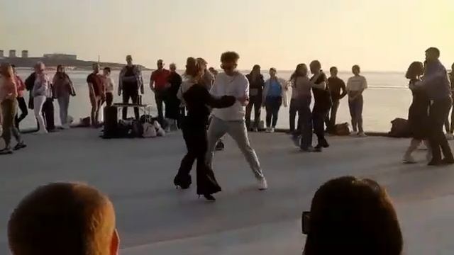 Геленджик. Танцы на берегу моря. ??????