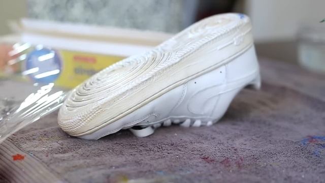 Most Frequently Asked Questions: How to Unyellow & Restore Yellowed Shoe Soles смотреть онлайн