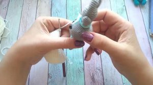 ЗАЙКА АМИГУРУМИ 1 часть (голова, тело). Уроки вязания крючком для начинающих.