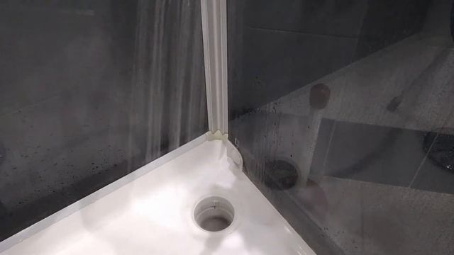 ПРОЧИСТКА СЛИВА В ДУШЕВОЙ КАБИНЕ. смотреть онлайн