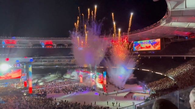 I Went To WWE Elimination Chamber Perth 2024! смотреть онлайн