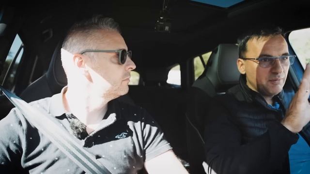 Ezt a villanyautót MINDENKI megbámulja! - Skoda Enyaq iV (Garázs ep.829) смотреть онлайн