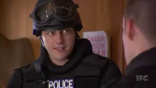 Городские приматы - глупость смотреть онлайн