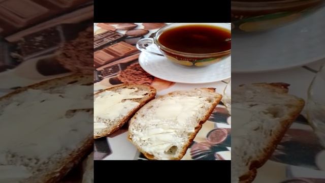 Красивый вкусный завтрак Дмитрия: яичница, бутерброды и кофе с лимоном