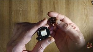 Замена выключателя на китайском фонарике на Российский.