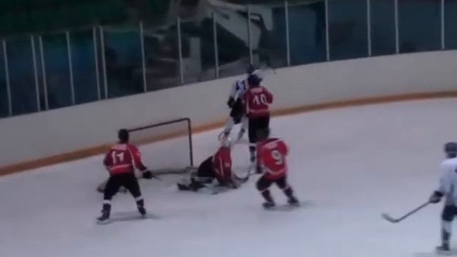 21.11.10 ХК Буран - ХК Владимир 7-1. смотреть онлайн