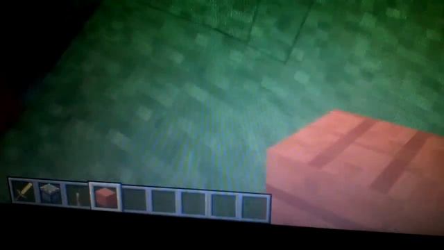 как сделать механическую дверь в майнкрафт Джава эдишен ( извиняюсь что меня плохо слышно на видео! смотреть онлайн