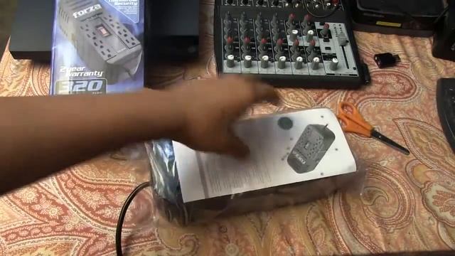 Unboxing: Estabilizador Forza FVR-1221B - 1200V A 220V - 8 Tomas смотреть онлайн