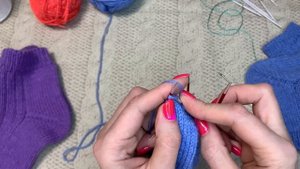 Носочки, новый способ. МК для дочки, начинающим?