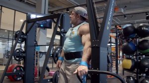 Cтарая школа с Голубочкиным: Совместная тренировка с первым российским IFBB-pro Николаем Ясиновским