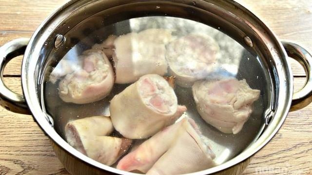 Хаш из свиных ножек