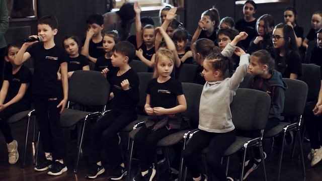 Екатерина Старшова в "Театральной гостиной Александра Олешко в "Домисольке". 11.03.2021 #вдвухслова смотреть онлайн