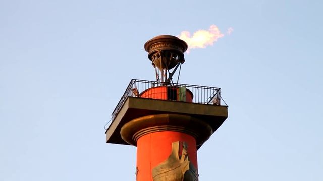 Зажигается огонь на Ростральной колонне. смотреть онлайн