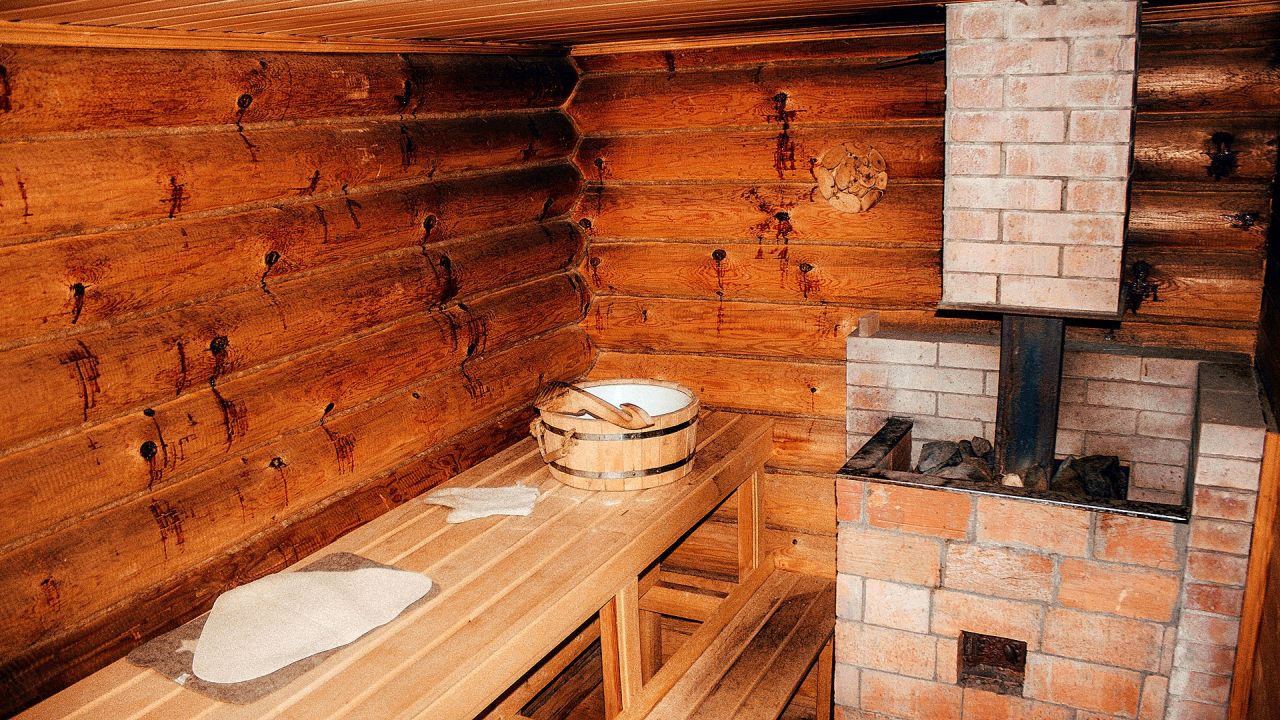 The banya steam bath is very important to russians and its just as popular фото 110