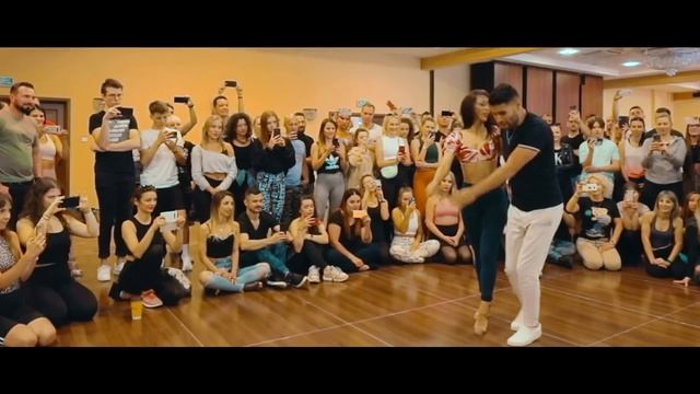 Pa' Que Me Perdones( Mi Nueva Bachata). / Marco y Sara / bachata workshop 2021 / POLONIA ( KIELCE ) смотреть онлайн