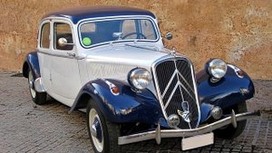 CITROEN TRACTION AVANT | the car that REVOLUTIONIZED TRACTION