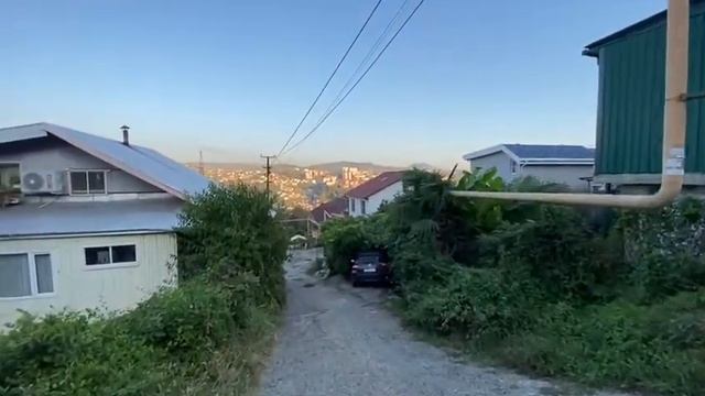 Хороший участок площадью 5 соток, в центральном районе города Сочи, ул. Высокогорная.
