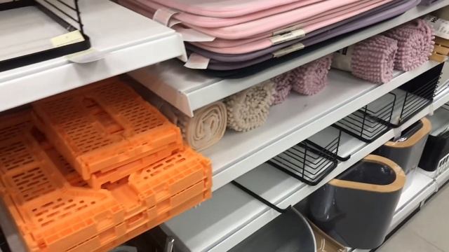 Бюджетний магазин в Естонії. Одяг та товари для побуту. Як одягнутися бюджетно? смотреть онлайн