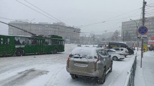 Новосибирск, площадь у метро Заельцовская