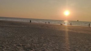 _इलिया  ख्लोपोनिन  Goron ki na Kalon ki