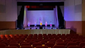 Младшая группа Ансамбль "Цветы жизни"- " Художник "( А. Петряшева)