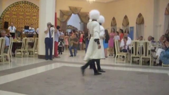Джемиле Ансамблье-Чечен Данс/чеченские танцы