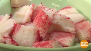 Крабовые палочки для новогоднего салата. Доброе утро. Фрагмент выпуска от 23.12.2019