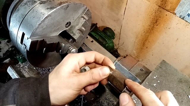 Токарка. Штуцер для топливного фильтра.