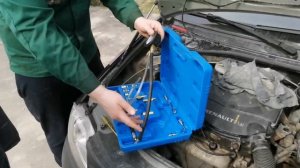 Проверка бензонасоса на автомобиле Renault Logan