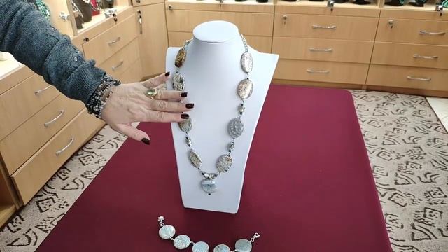 №74/ Агат черепаховый - талисман интеллектуалов. Колье и браслет /. смотреть онлайн