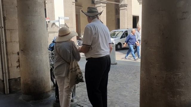 Италия Жасмин Падуя летний стритстайл итальянок смотреть онлайн