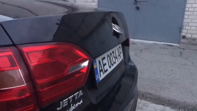 Камера заднего вида в значке VW на Джетта 6 смотреть онлайн