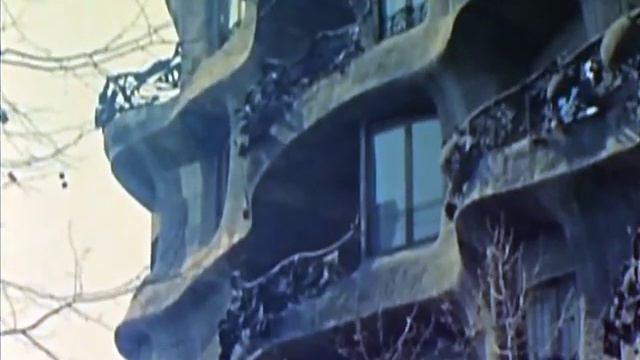 ANTONIO GAUDI Documentary Film.....The Unfinished Vision (English)