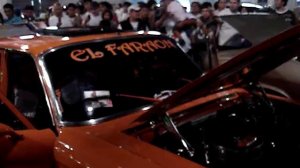 Ford Falcon Sprint acelerando- Custom Tuning Car Show