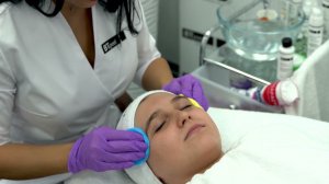 Процедура Миндальный пилинг 30% BTpeel (сокращённая версия)