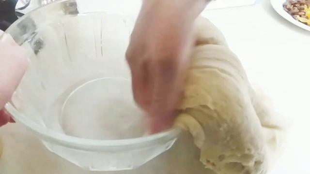 Праздничная выпечка. смотреть онлайн