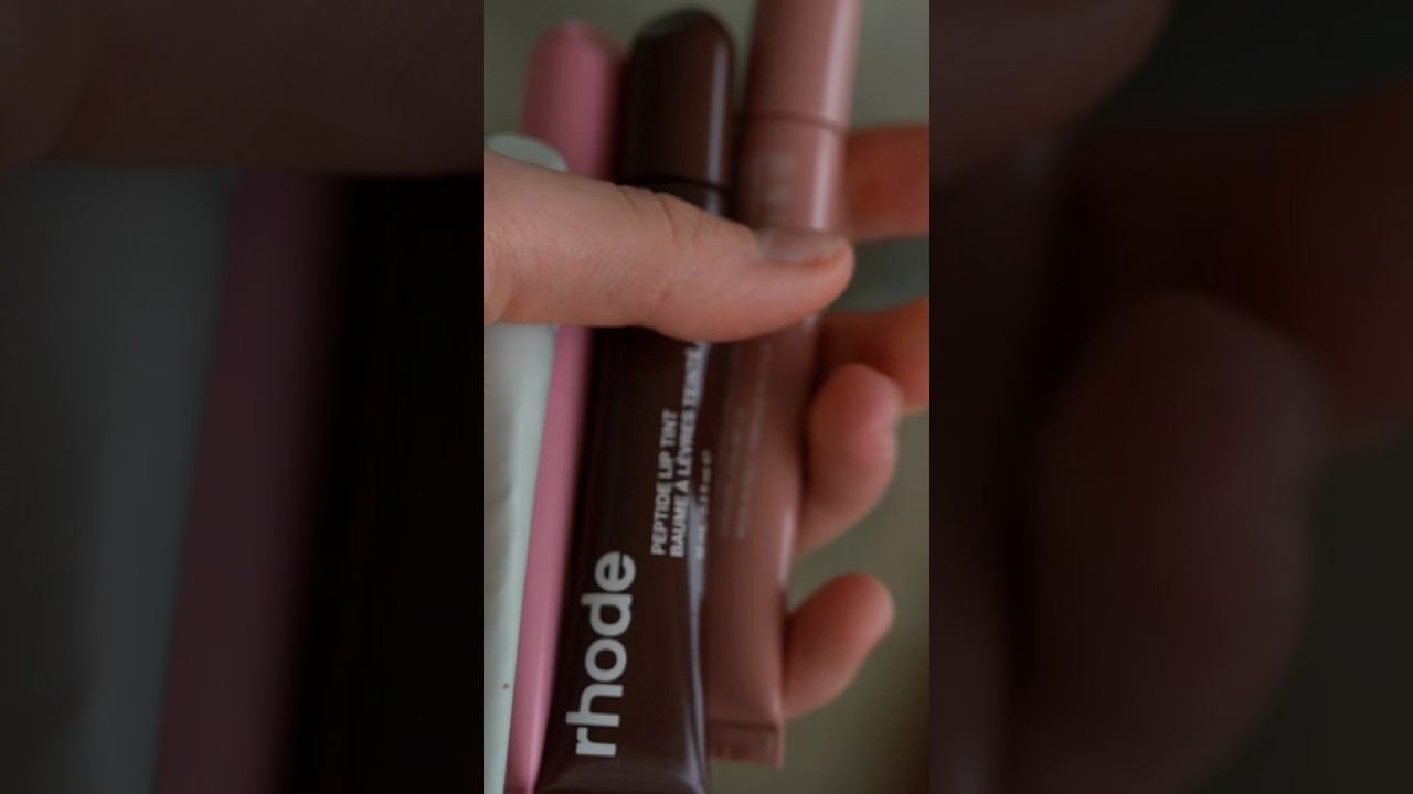 тестирую блески RHODE от Хайли Бибер #бьюти #блог #влоги смотреть онлайн