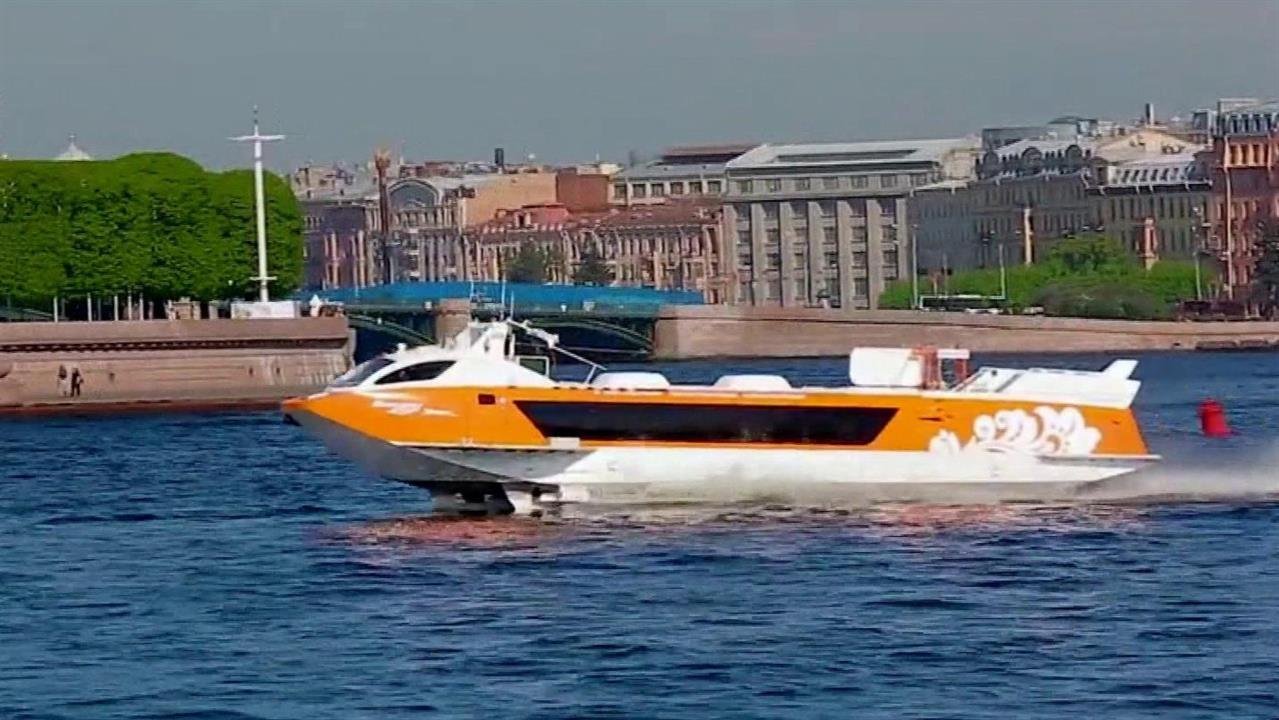 Новейший российский быстроходный теплоход уже на водных путях